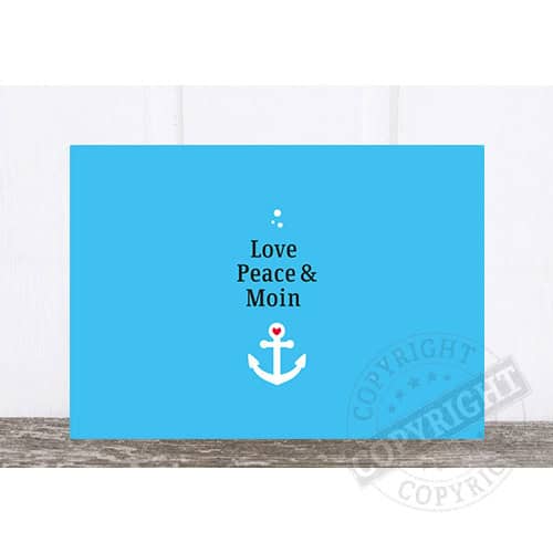 Herzliche Grüße, Liebe, Frieden & Freude auf blauer Karte mit Anker und Herzsymbol.