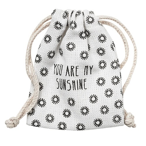 Sonnenbeutel "Sunshine" mit Sonnenmotiven und Spruch, ideal für unterwegs.