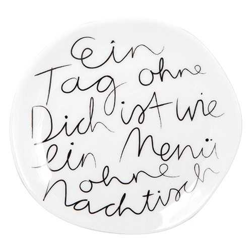 Ein Tag ohne Dich ist wie ein Menü ohne Nachtisch, inspirierendes handgeschriebenes Zitat auf weißem.