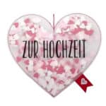 Herzförmige Dekoration mit Konfetti und "Zur Hochzeit" Text, ideal für Hochzeitsfeier Dekorationen.