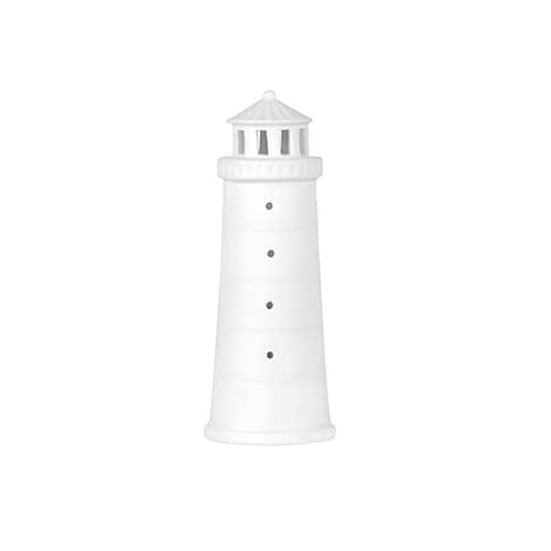 Ein Leuchtturm in Weiß, symbolisch für maritime Navigation und Küstenschutz.