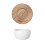 Höcker aus Holz mit "MORGAÄHN" graviert, weiße Keramikschale für Kaffee oder Tee, stilvolles Des.