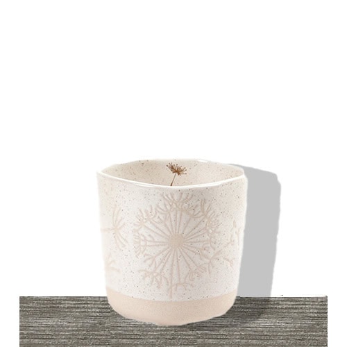 Blumentopf aus Keramik mit Schneeflocken-Design, handgefertigt, dekorativ für Winterdekoration.