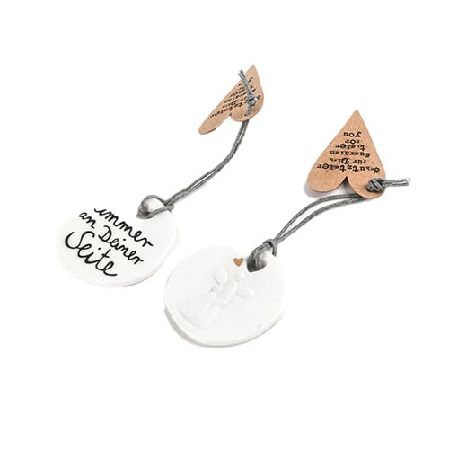 Frühstücksaccessoires mit Herz- und Spruchmotiv, ideal für den Sommer.