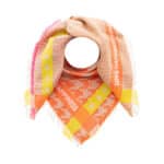 Halskette aus buntem, weichem Stoff mit Love- und Happiness-Motiven, ideal für modische Accessoires.