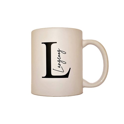 Liebes-Liebes-Tasse mit "Love" Schriftzug, ideal für Geschenke und Dekoration.