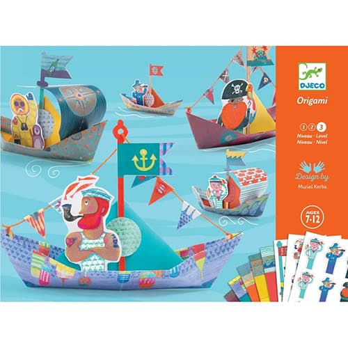 Ein buntes Origami-Schiff mit Tieren und Flaggen, geeignet für Kinder im Alter von 7-12 Jahren, förd.
