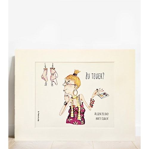 Hochwertiges Kunstwerk mit humorvoller Illustration einer Frau, die Kleidung betrachtet, auf weißem.