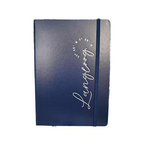 Der blaue Fokko 1883 Notizbuch mit Gummiband und Logo.