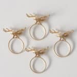 Hochwertiger Goldring mit detailreichem Hirschkopf-Design, eleganter Schmuck für besondere Anlässe.