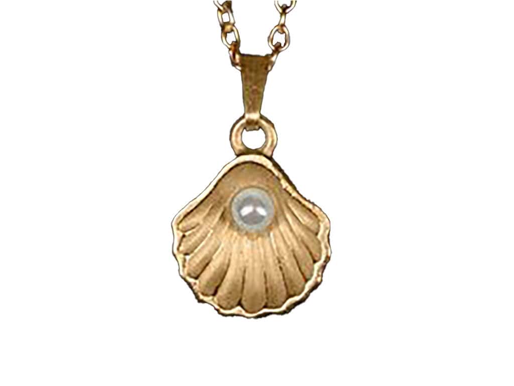 Schmuckanhänger mit Muscheldesign und Perle Schmuckanhänger mit Muschelform und Perle, goldfarben, an Kette.