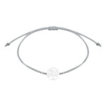Armband mit Baum des Lebens, silberfarben, handgefertigt, symbolisiert Wachstum und Harmonie.