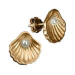 Ohrringe mit Muschelmotiv und Perlen, goldfarben, elegant.
