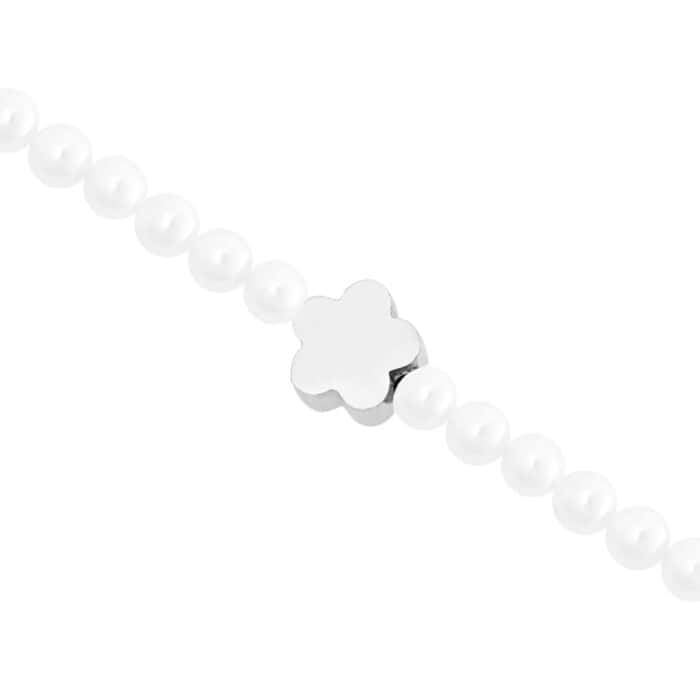 Perlenkette mit Herzanhänger, elegantes Schmuckstück für Damen, ideal für besondere Anlässe und stil.