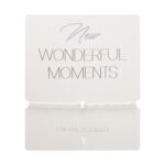 Schmuckkarte mit "New Wonderful Moments" für besondere Anlässe.