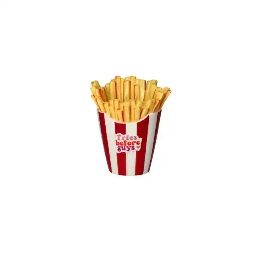 Pommes Frites in Fast-Food-Container mit Slogan.