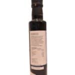 Schwarze Flasche mit Lebensmittel-Etikett für Wasserturm 2.0.