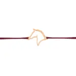Halskette mit Pferdekopf-Design aus Gold und rotem Band.