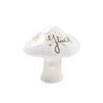 Weiße Pilz-Deko mit.